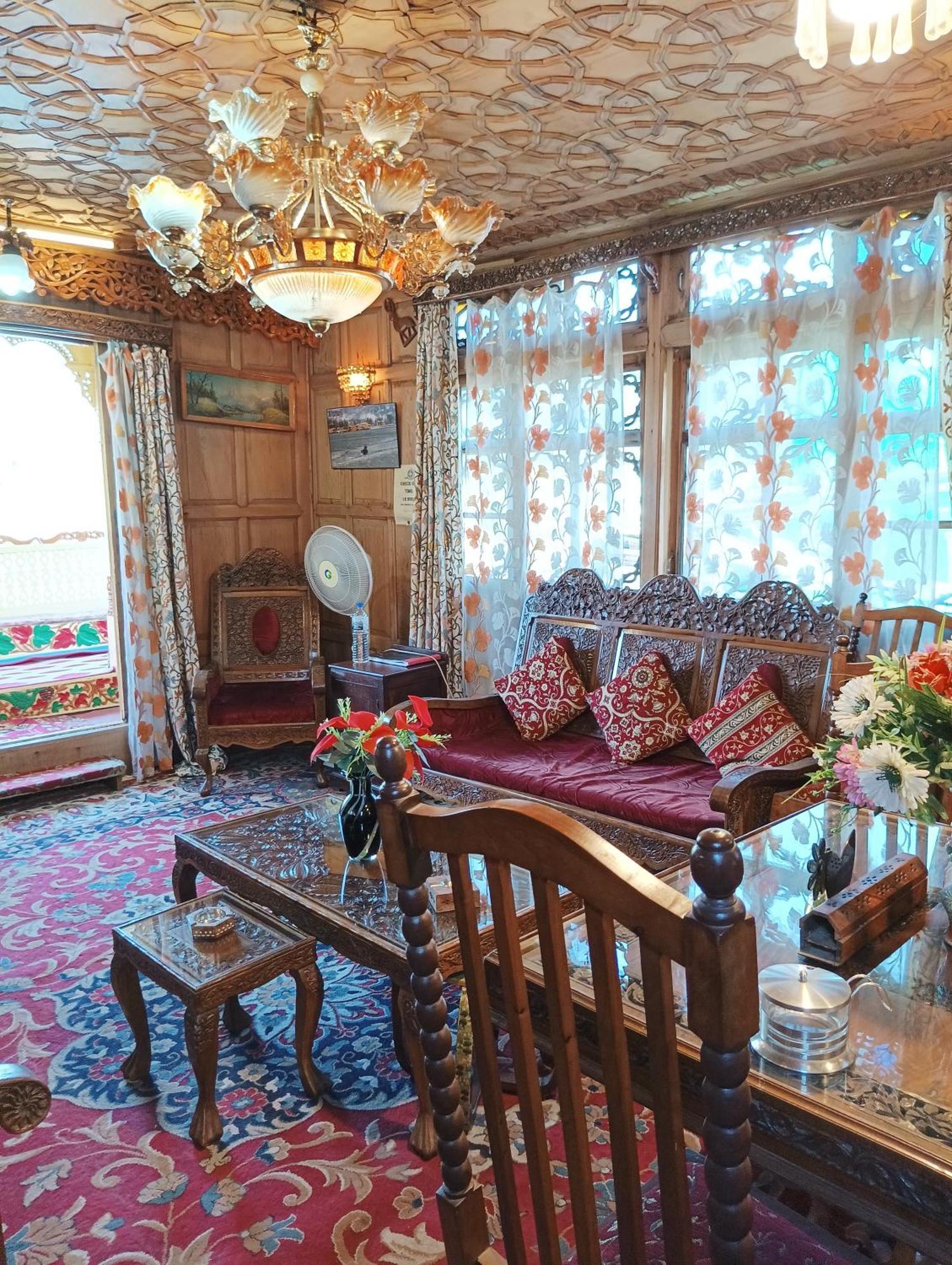 Hotel New Minar Group Of Houseboats Srīnagar Exteriér fotografie